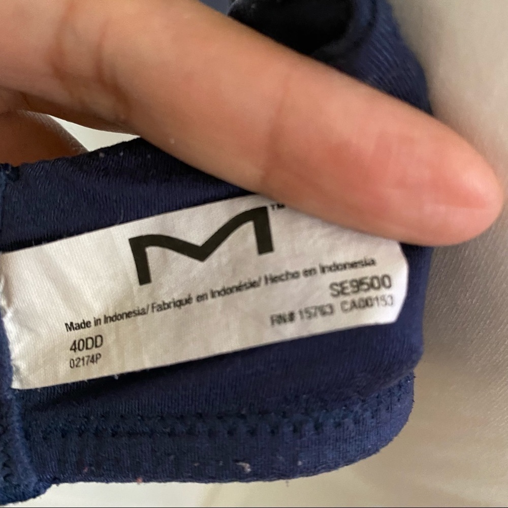 40DD‎ Memory Foam with Lift Underwire BRA - Picture 8 of 9